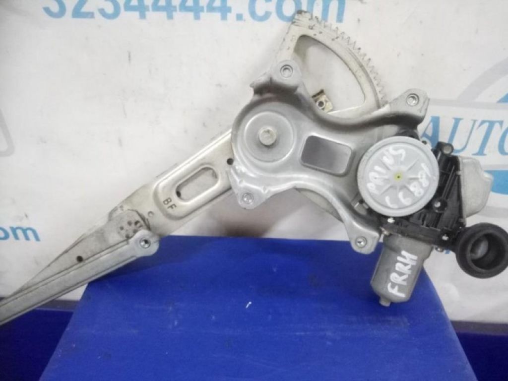 69801-52070 | Склопідйомник передн. прав. TOYOTA PRIUS - 30 09-17