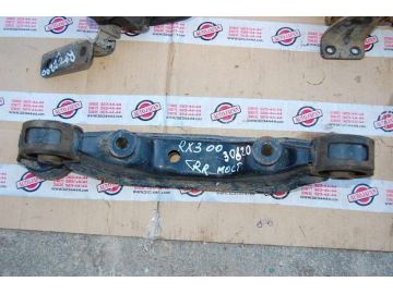 Кронштейн редуктора LEXUS RX300/330/350/400 03-09