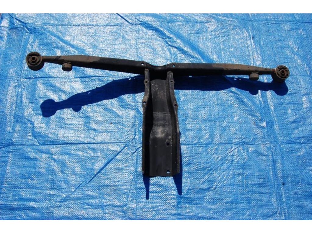 41310FC000 | Кронштейн редуктора SUBARU FORESTER SF 97-02 - Фото 2