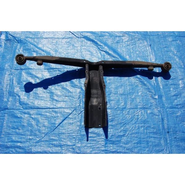 Кронштейн/кріплення редуктора SUBARU FORESTER SF 97-02 41310FC000 — 2