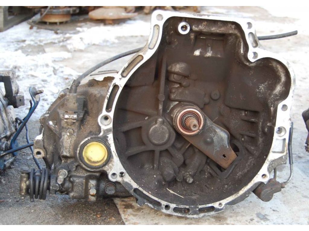 F520-17-111B | МКПП MAZDA 323 BG 89-94