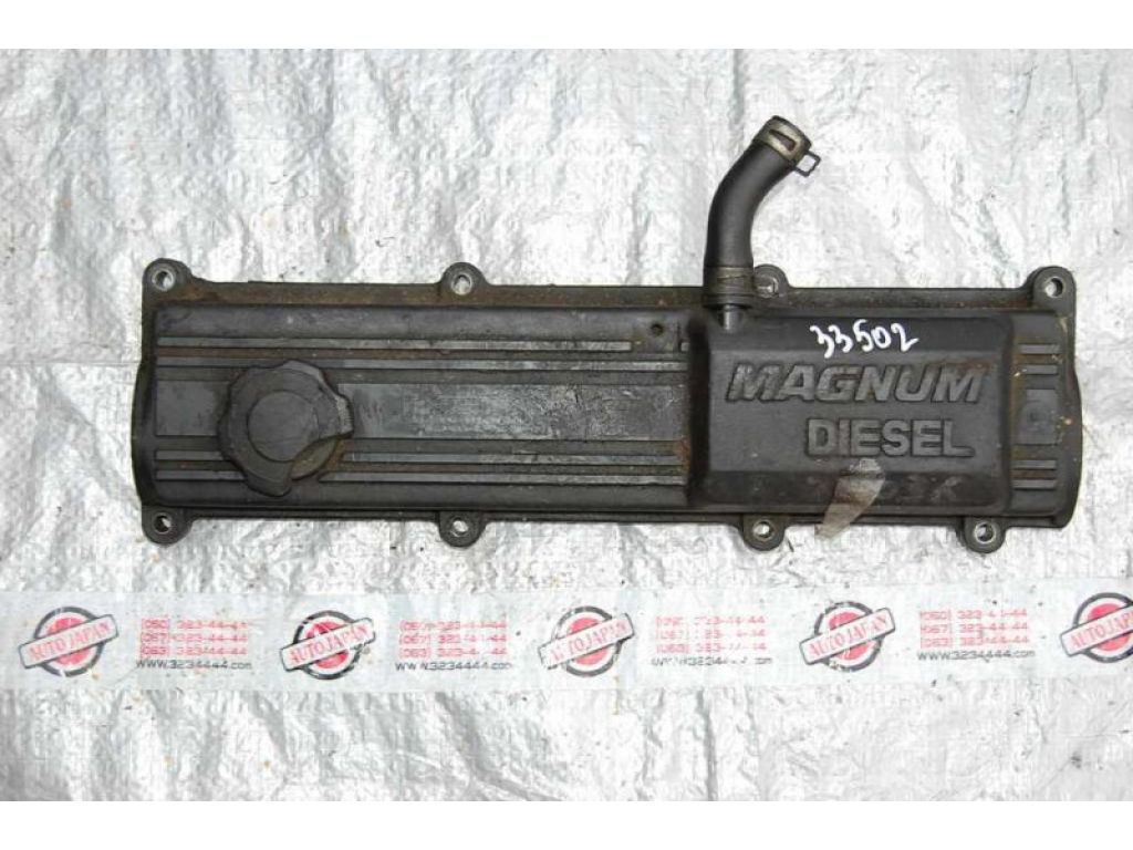 R226-10-220B | Крышка клапанная MAZDA E2200 E-SERIES 86-04