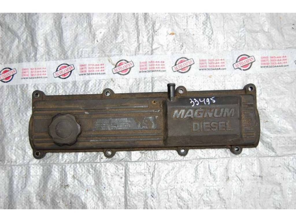 R226-10-220B | Крышка клапанная MAZDA E2200 E-SERIES 86-04