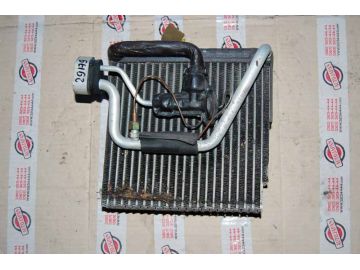 Испаритель кондиционера MITSUBISHI CARISMA 95-04
