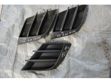 Накладка противотуманной фары MAZDA 3 BL 09-13