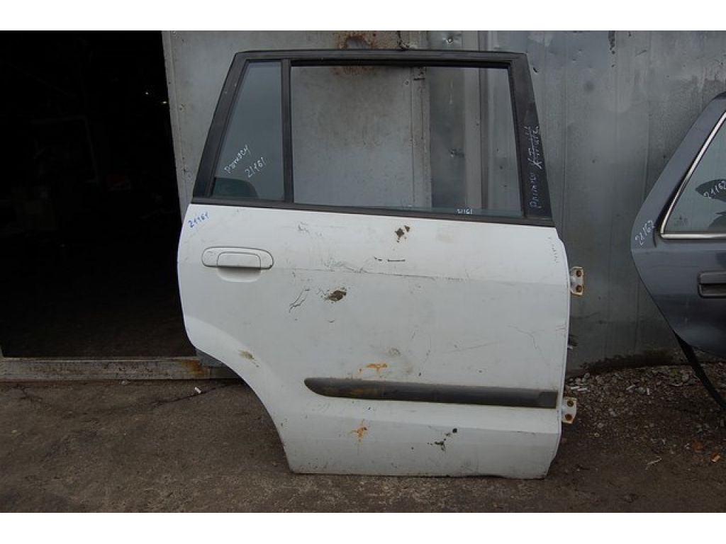 C145-72-020C | Дверь задн. прав. MAZDA PREMACY 98-03