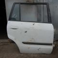 C145-72-020C | Дверь задн. прав. MAZDA PREMACY 98-03