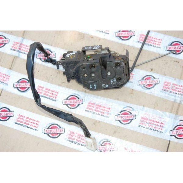 Замок двері передній правий MAZDA XEDOS 9 X9 (TA) 93-02 TC92-58-310B