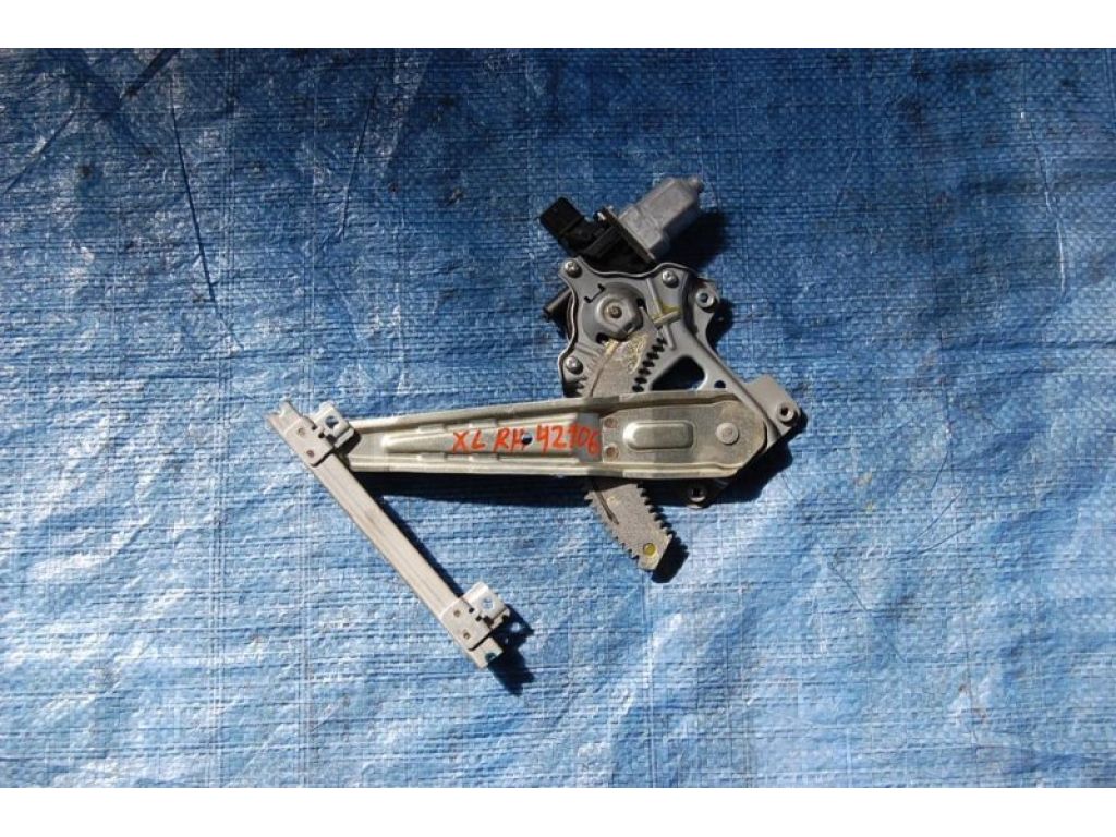 MR573880 | Склопідйомник задн. прав. MITSUBISHI OUTLANDER XL 05-13