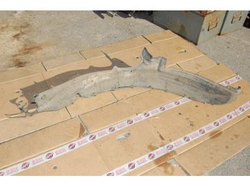Підкрилок передн. прав. MAZDA 626 GD 87-91