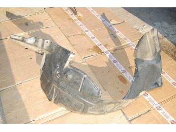 Подкрылок передн. лев. MAZDA 626 GE 91-97