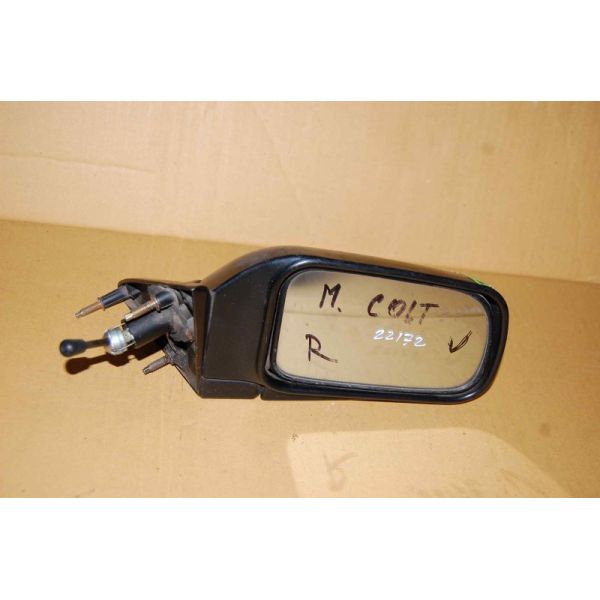 Дзеркало праве MITSUBISHI COLT 92-02 MB566806