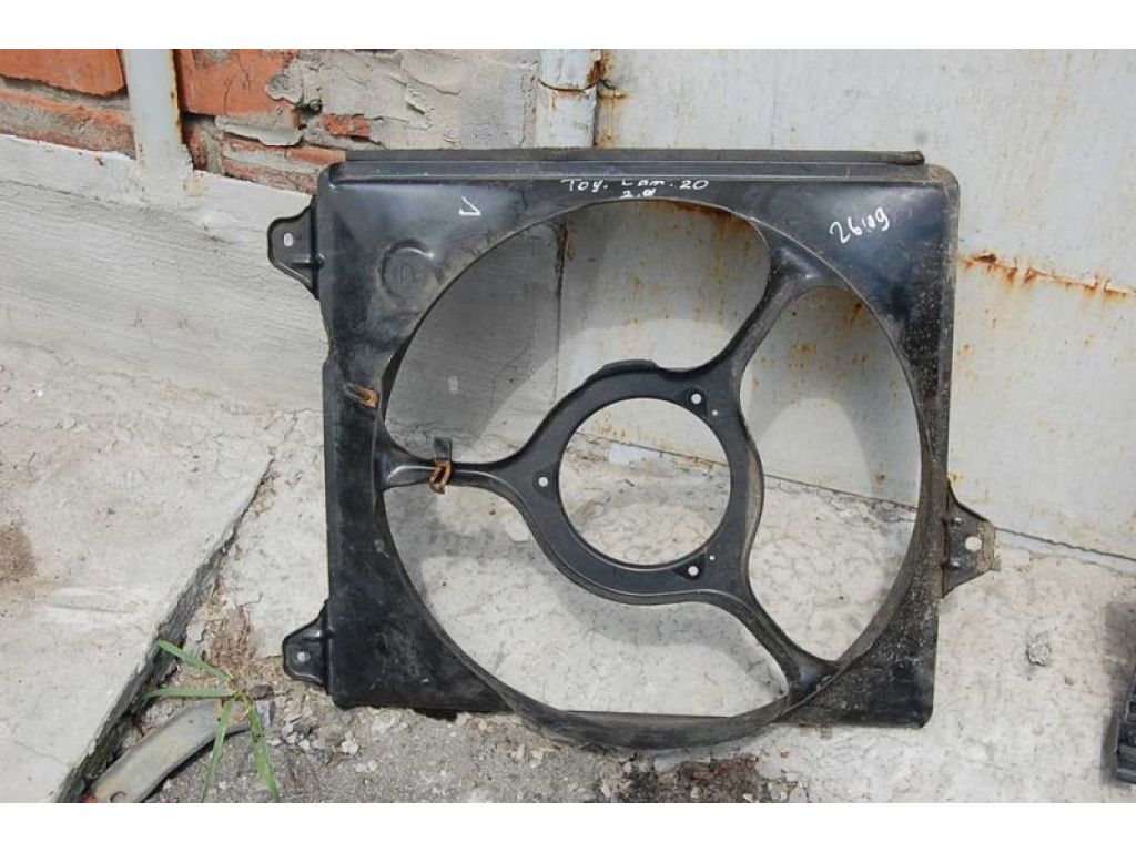 1671120060 | Диффузор вентилятора основного радиатора TOYOTA CAMRY 20 96-02