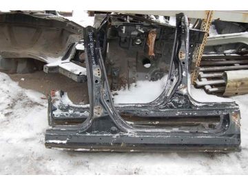 Стойка кузова средняя прав. SUBARU FORESTER SG 02-07