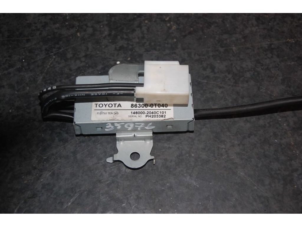 86300-0T040 | Антенна TOYOTA VENZA 09-16