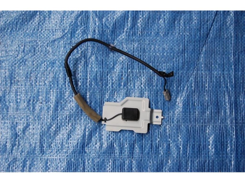 39835-TE0-A01 | Антена HONDA ACCORD COUPE 07-12