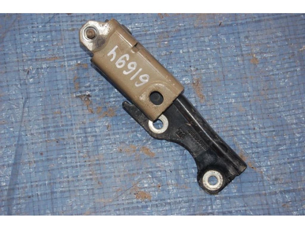 Петля капоту прав. MITSUBISHI GALANT 03-12