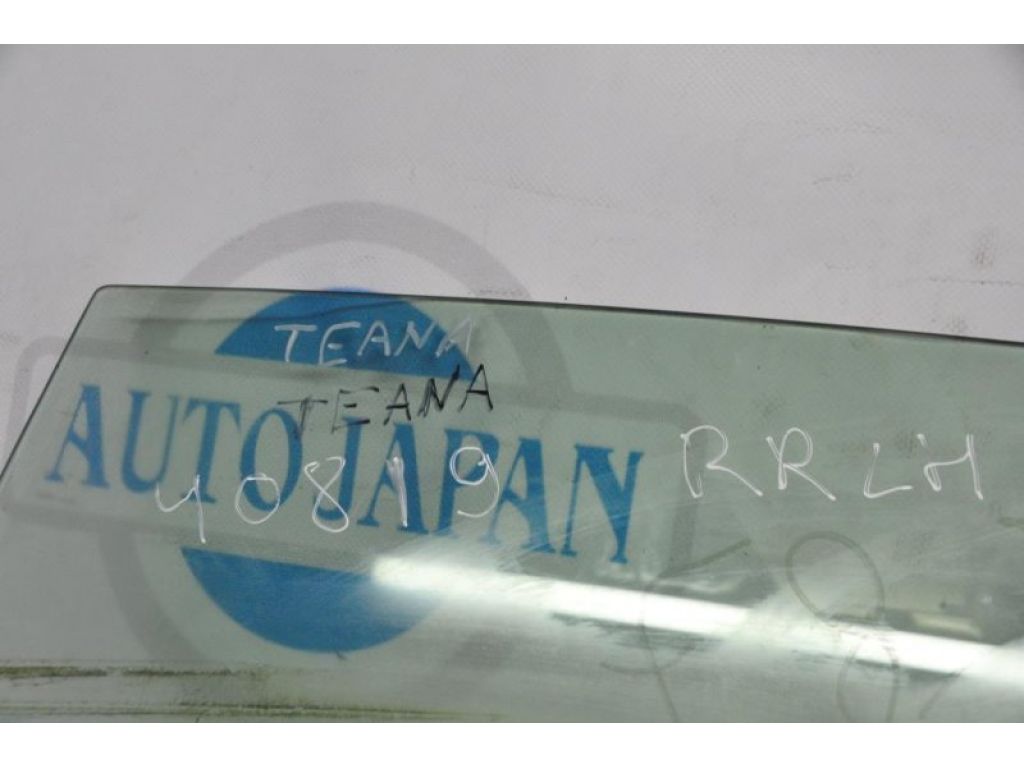 82301-9Y000 | Скло дверей задн. лів. NISSAN TEANA J31 03-07 - Фото 2