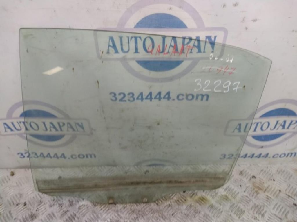 MR384789 | Скло дверей задн. лів. MITSUBISHI GALANT 97-03