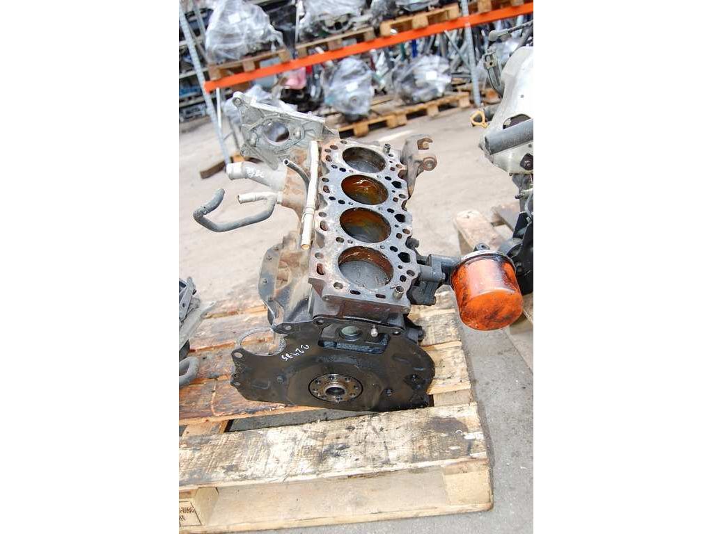 Блок двигателя TOYOTA CARINA E 92-98 - Фото 2