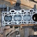 Блок двигателя MAZDA E2000 83-99 - Прев'ю 2