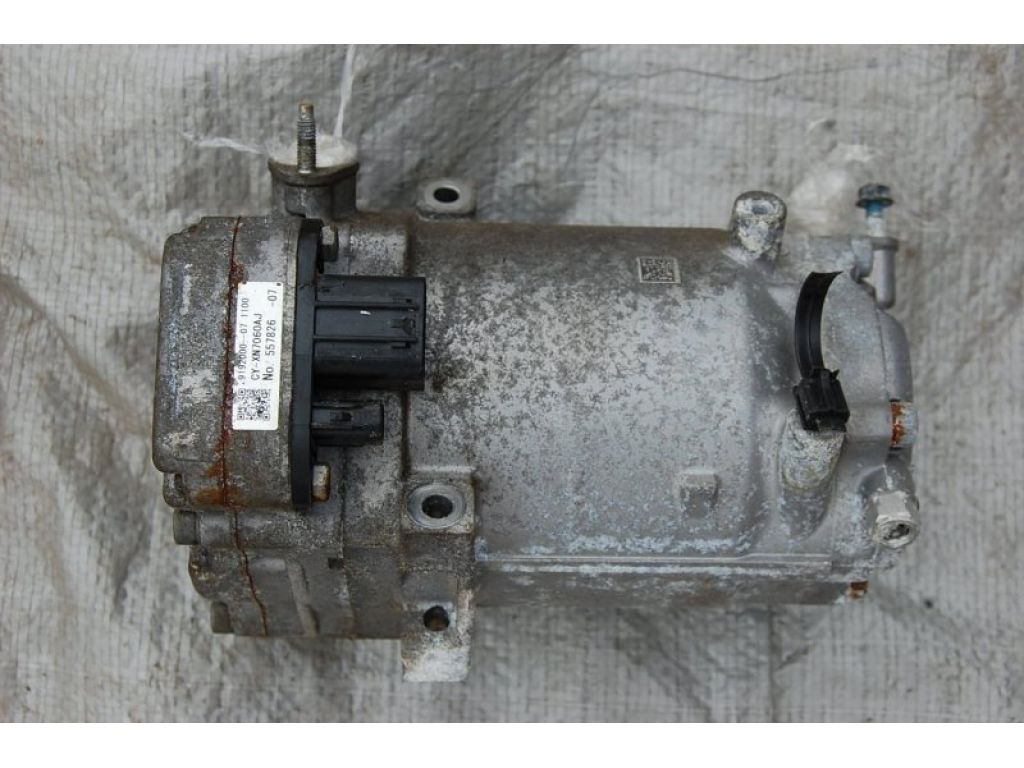 92600-1MG0A | Компресор кондиціонера NISSAN LEAF 10-17