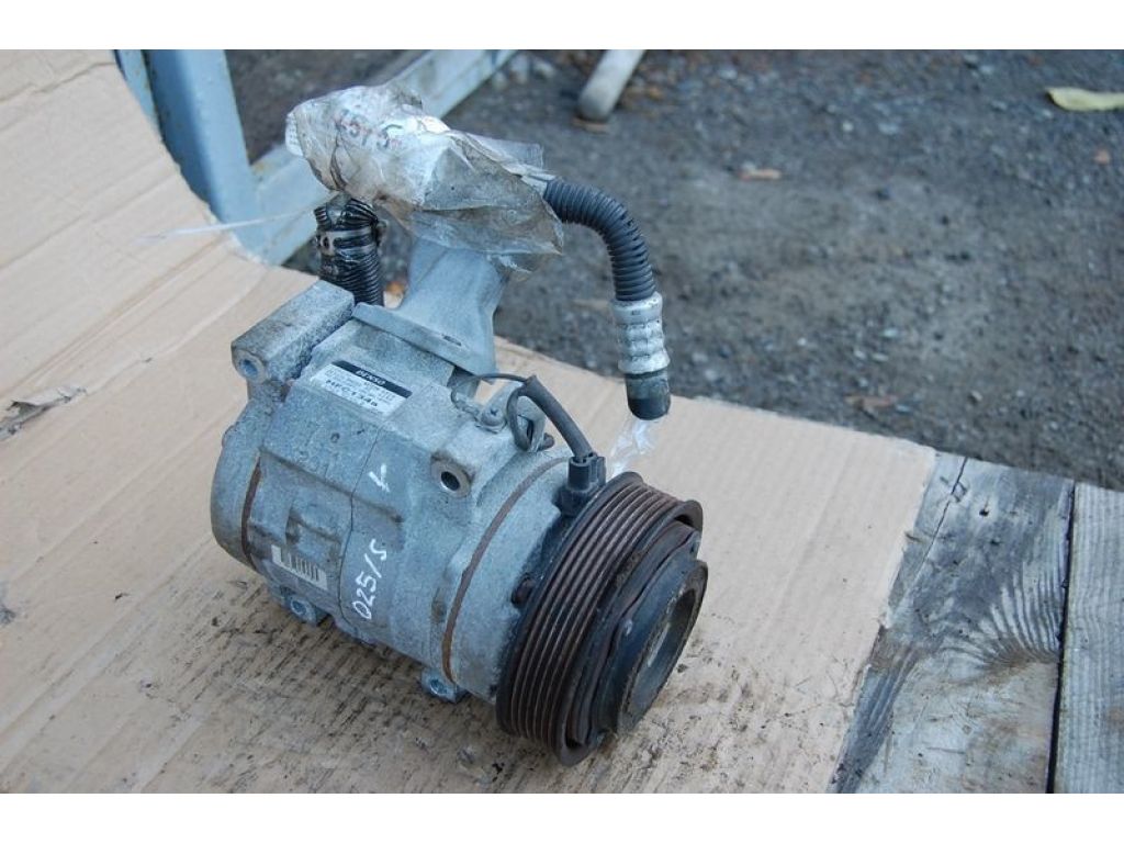 88310-44160 | Компрессор кондиционера TOYOTA AVENSIS 97-03