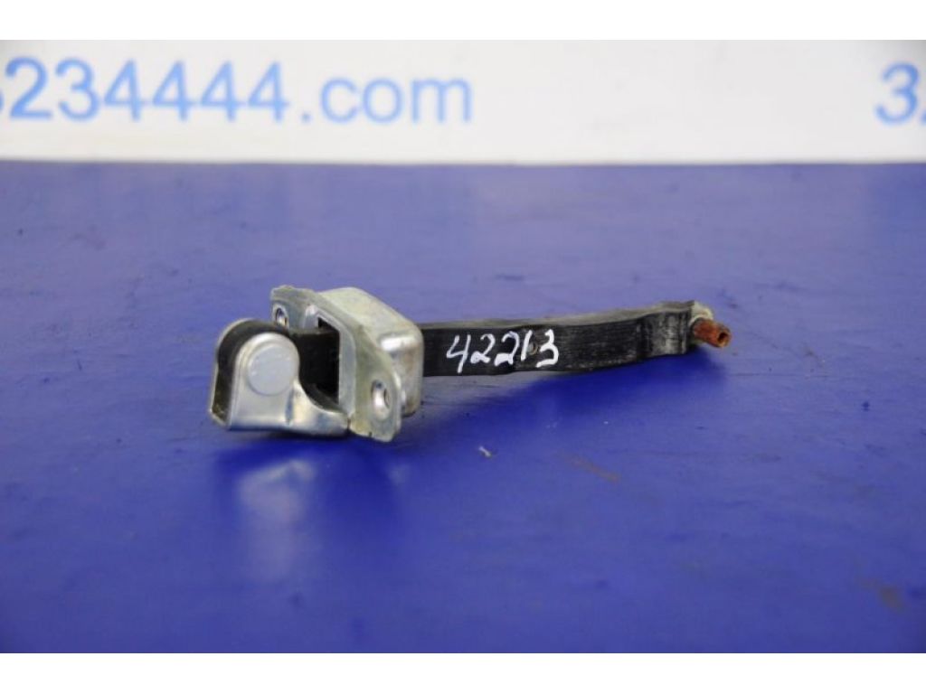81830-57L01 | Обмежувач дверей задн. прав. SUZUKI SX4 06-13