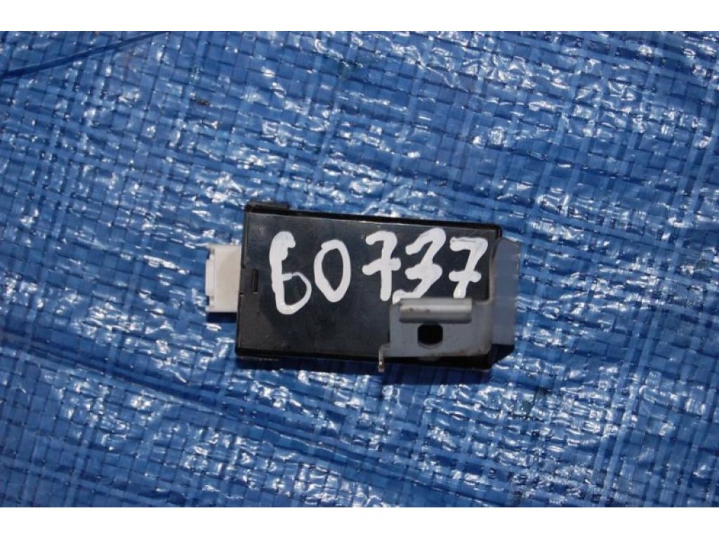CC29-67-5R0B | Блок керування центральним замком MAZDA 5 CR 05-10