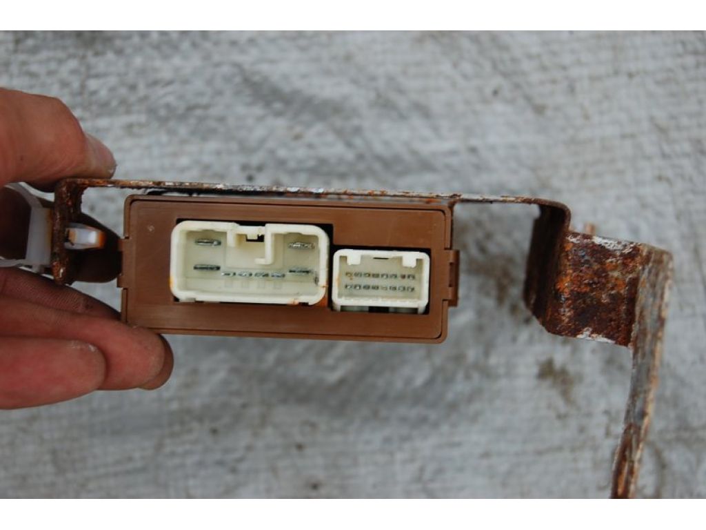 36032-3NA0B | Блок управления парктроником NISSAN LEAF 10-17 - Фото 2