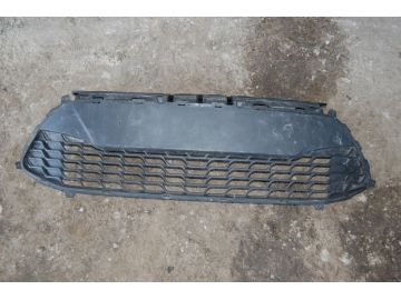 Решітка переднього бампера HYUNDAI I10 PA 07-13