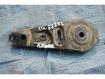 Крепление балки подвески HONDA ACCORD CU8 08-13