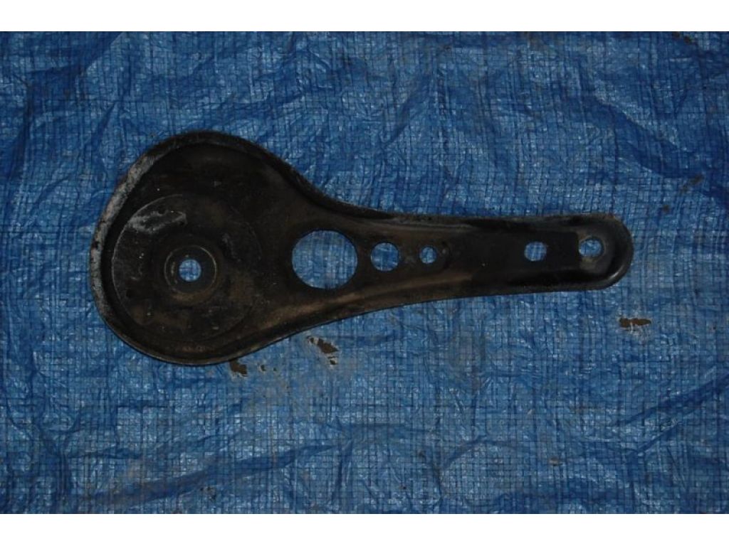 51023-33010 | Крепление балки подвески прав. TOYOTA CAMRY 20 96-02 - Фото 2