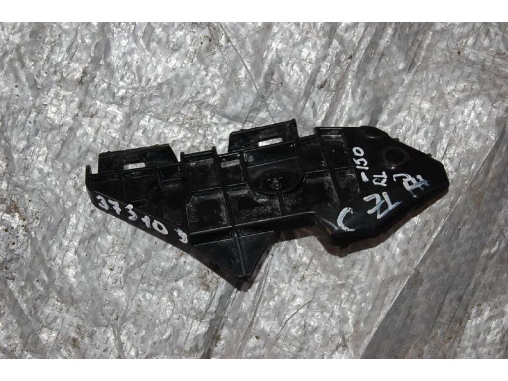 Кронштейн заднього бампера лів. TOYOTA COROLLA 150 06-13