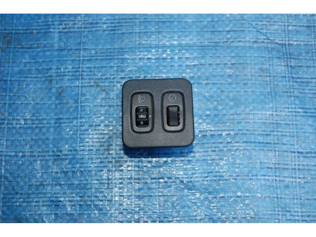 MR190954 | Кнопка MITSUBISHI PAJERO 99-06