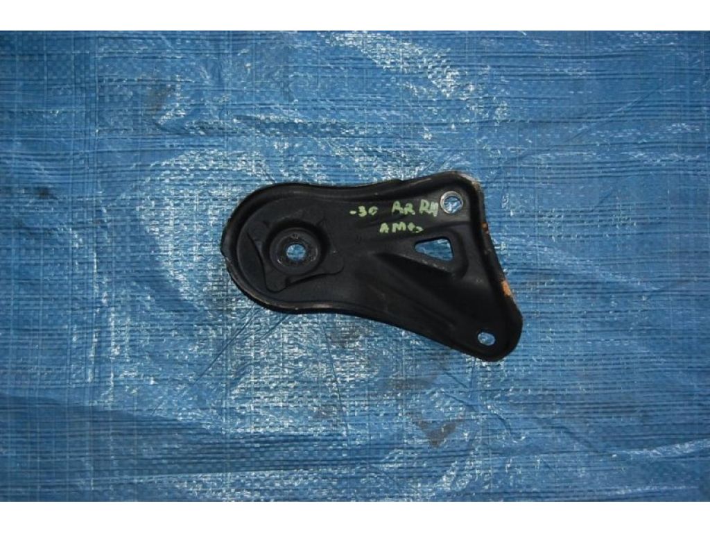 51023-33040 | Крепление балки подвески прав. TOYOTA CAMRY 30 02-06 - Фото 2