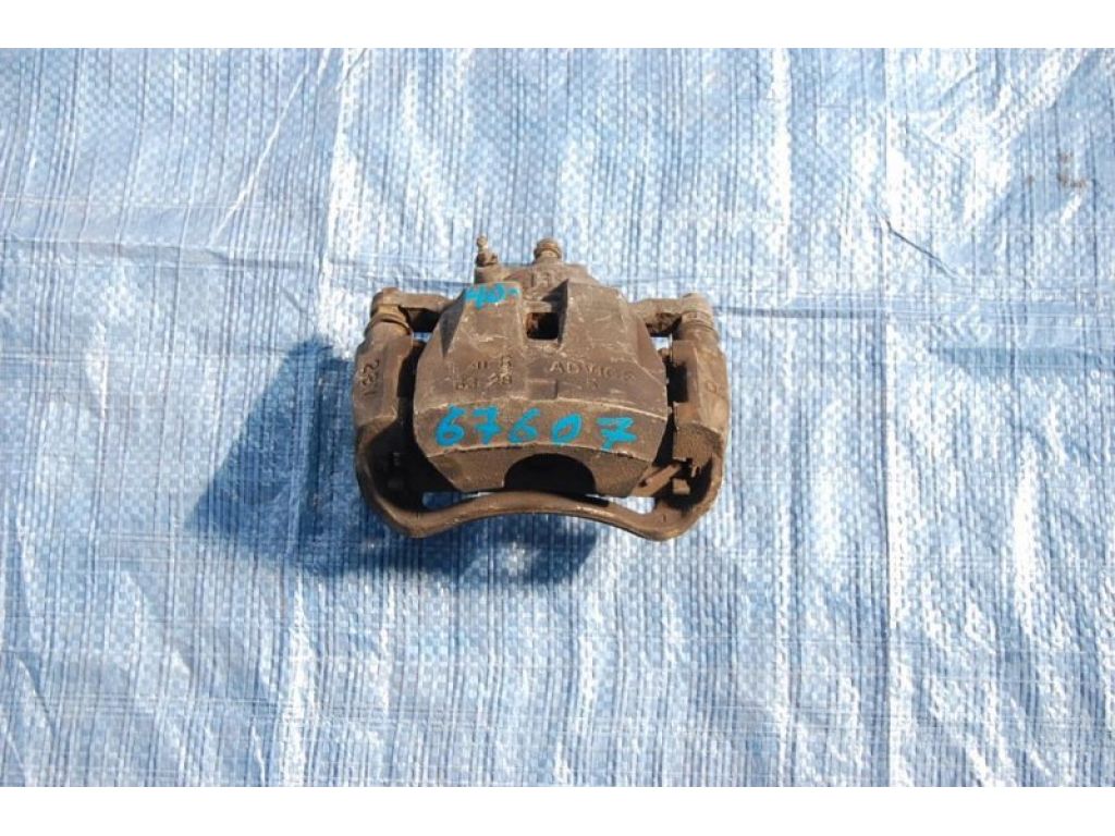 4773006220 | Суппорт тормозной передн. прав. TOYOTA CAMRY 40 06-11