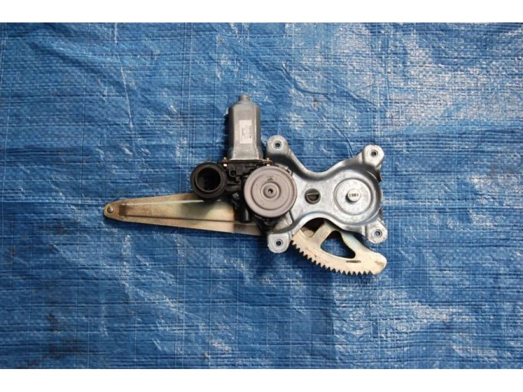 69804-01040 | Склопідйомник задн. лів. TOYOTA MATRIX 02-08 - Фото 2