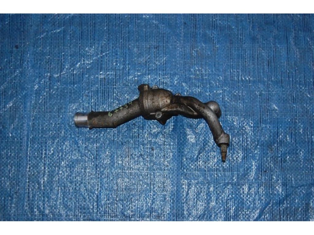 Корпус термостата LEXUS RX300/330/350/400 03-09