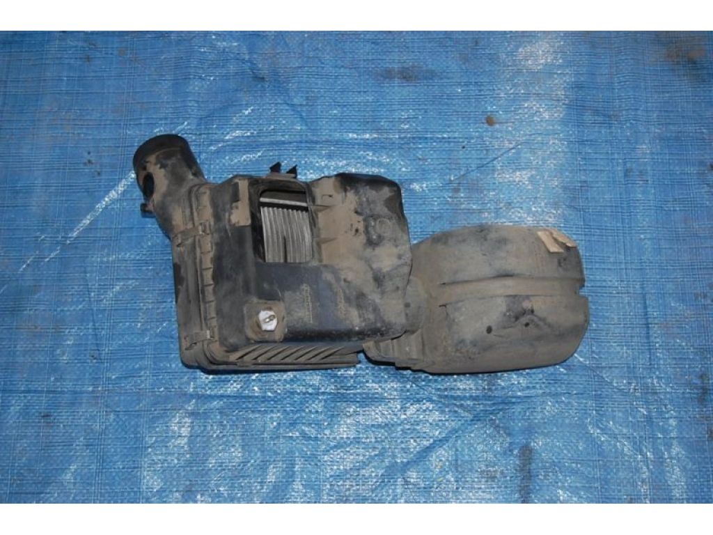 Корпус повітряного фільтра SUBARU TRIBECA B9 05-07 - Фото 2