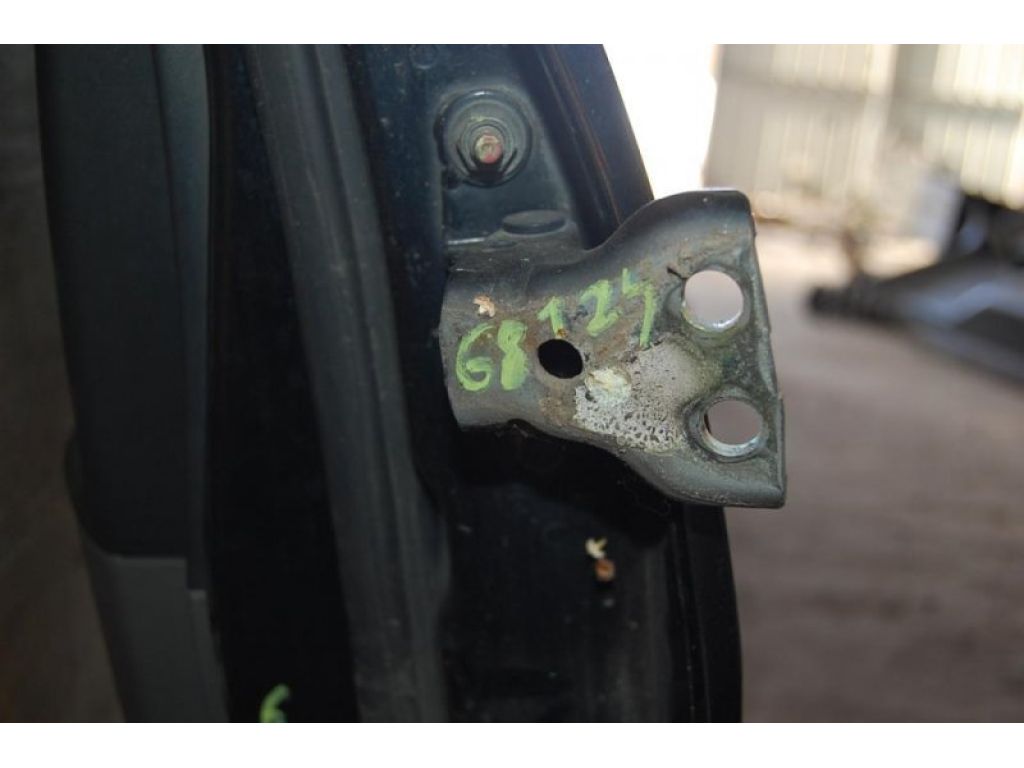 MR220211 | Петля двері верхня задн. лів. MITSUBISHI PAJERO 99-06