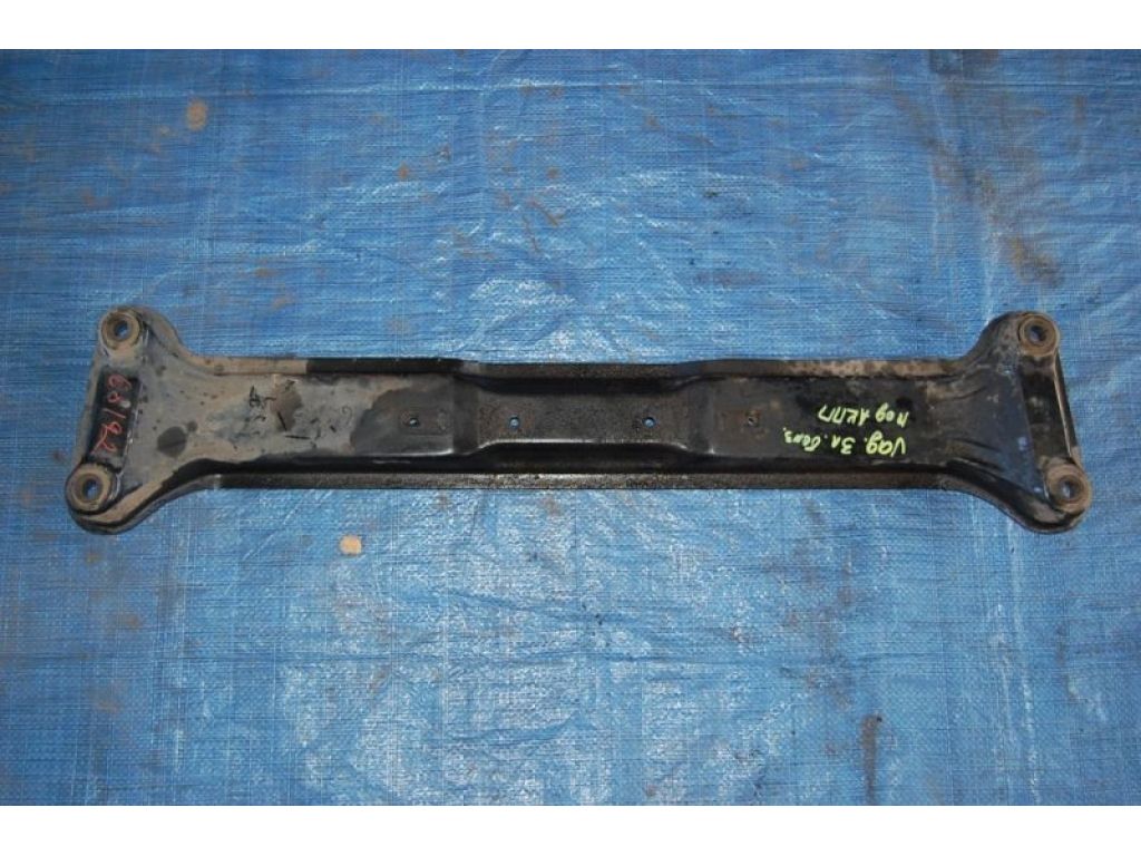 MN125541 | Кронштейн КПП MITSUBISHI PAJERO 99-06
