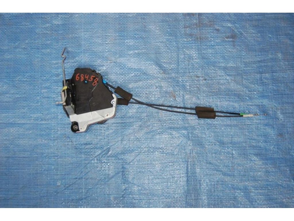 69040-06180 | Замок двері передн. лів. TOYOTA COROLLA 150 06-13