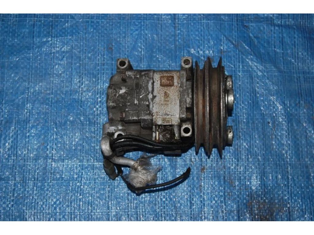 BJ3A-61-450B | Компрессор кондиционера MAZDA 323 BJ 98-2003 - Фото 3