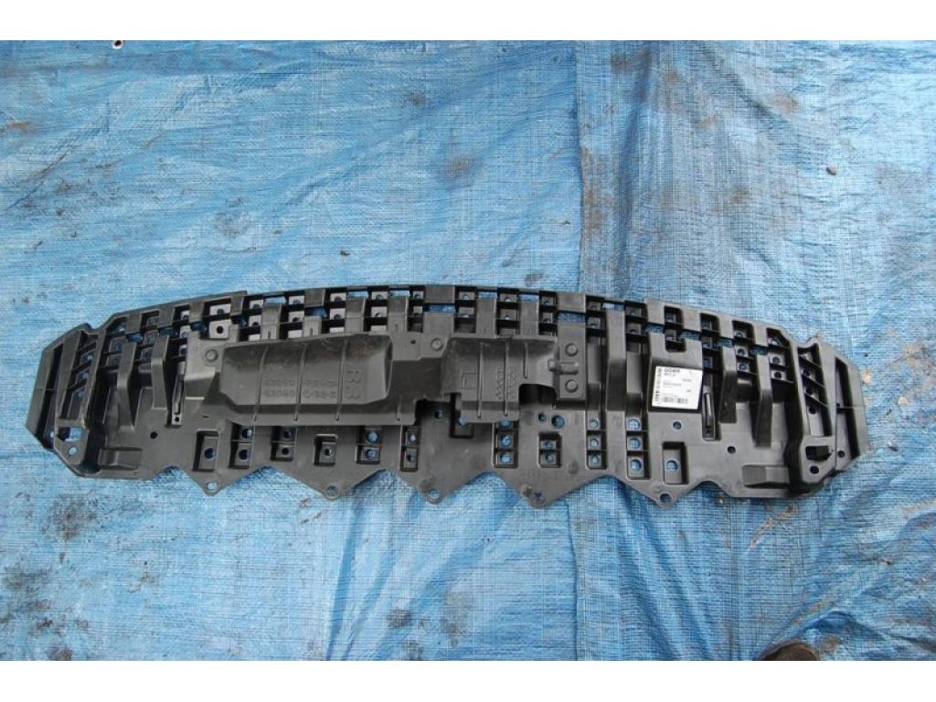 52601-12310 | Защита переднего бампера TOYOTA COROLLA E16 13-