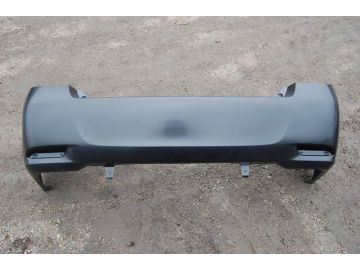 Бампер задний TOYOTA COROLLA E16 13-