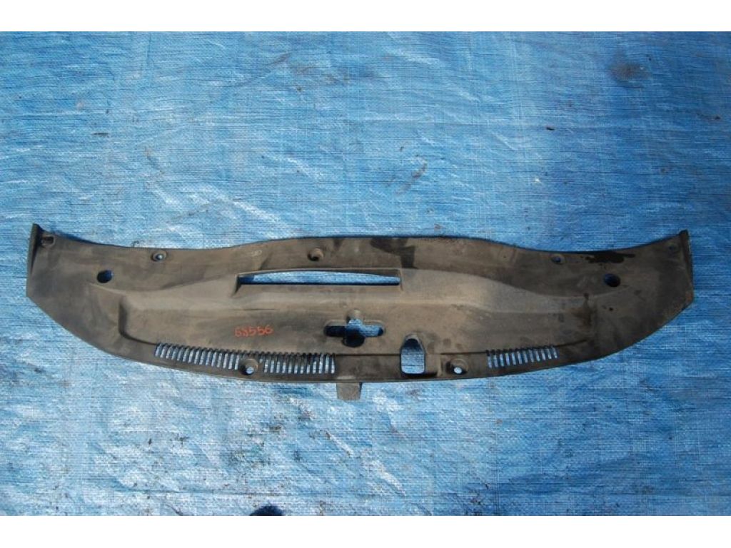 53295-30121 | накладка замка капота LEXUS GS350 GS300 05-11