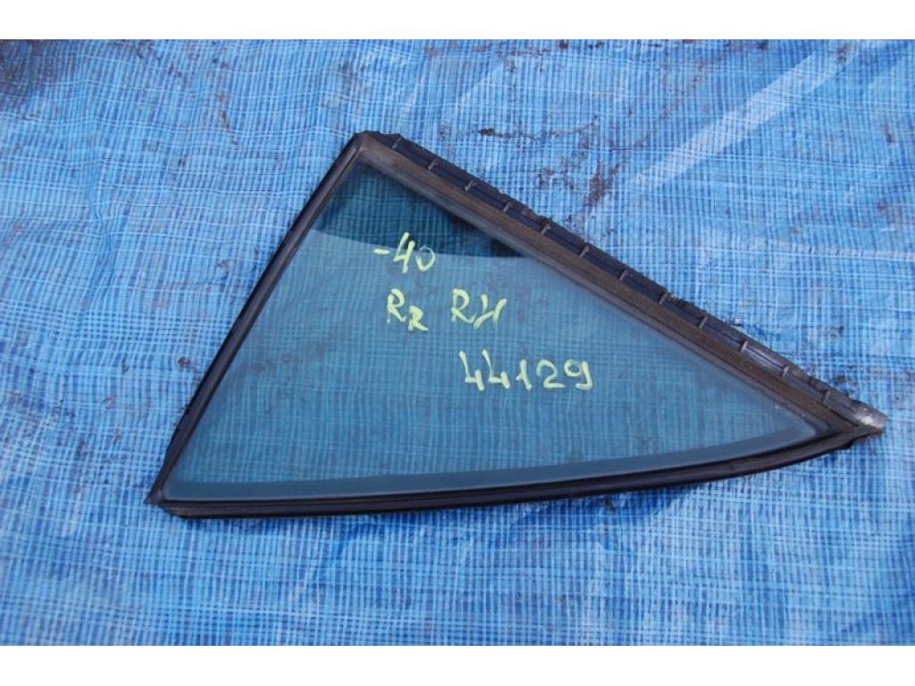 68123-33060 | Стекло двери глухое задн. прав. TOYOTA CAMRY 40 06-11