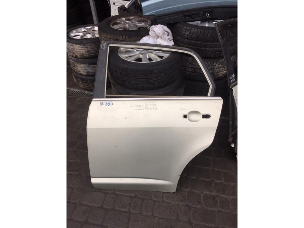 82101-EL430 | Двері задн. лів. NISSAN TIIDA/VERSA C11 04-11