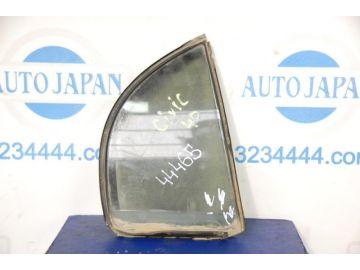 Стекло двери глухое задн. прав. HONDA CIVIC 4D 06-11